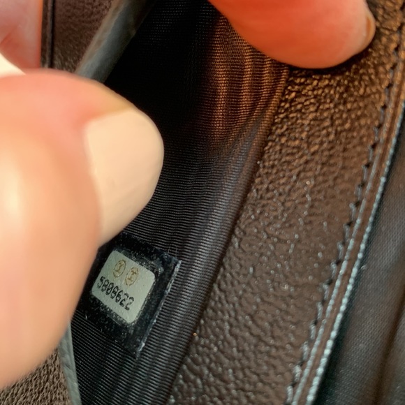 CHANEL Black Leather Agenda or Credit Card Case w/ Gold CC Logo New w/ Tags 🖤 - Picture 15 of 16